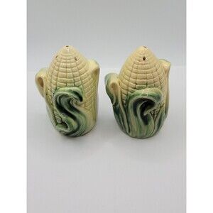 Vintage Corn On The Cob Salt and Pepper Shakers. USA Made